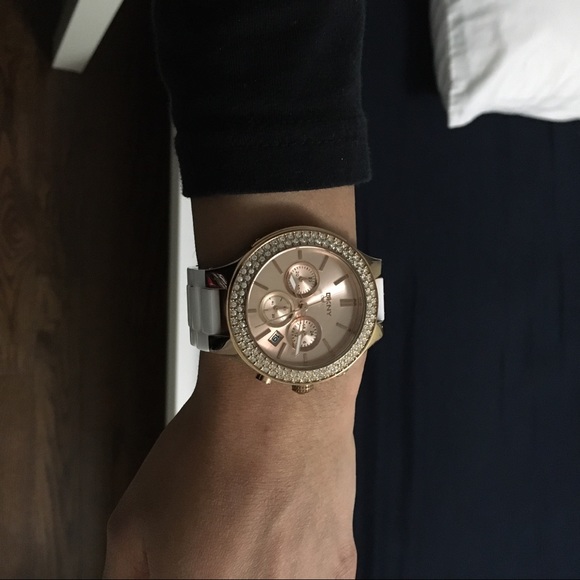 Rose Gold Watch DKNY - Picture 3 of 4